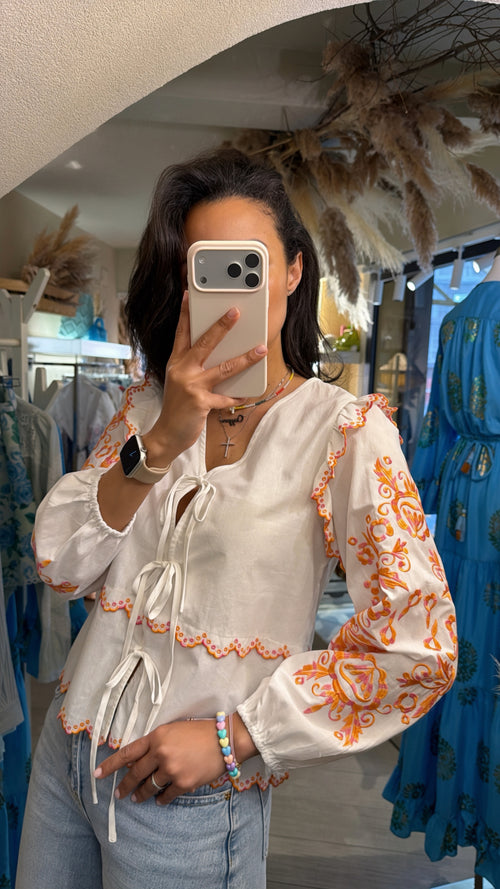 Blusa ricamata🧡