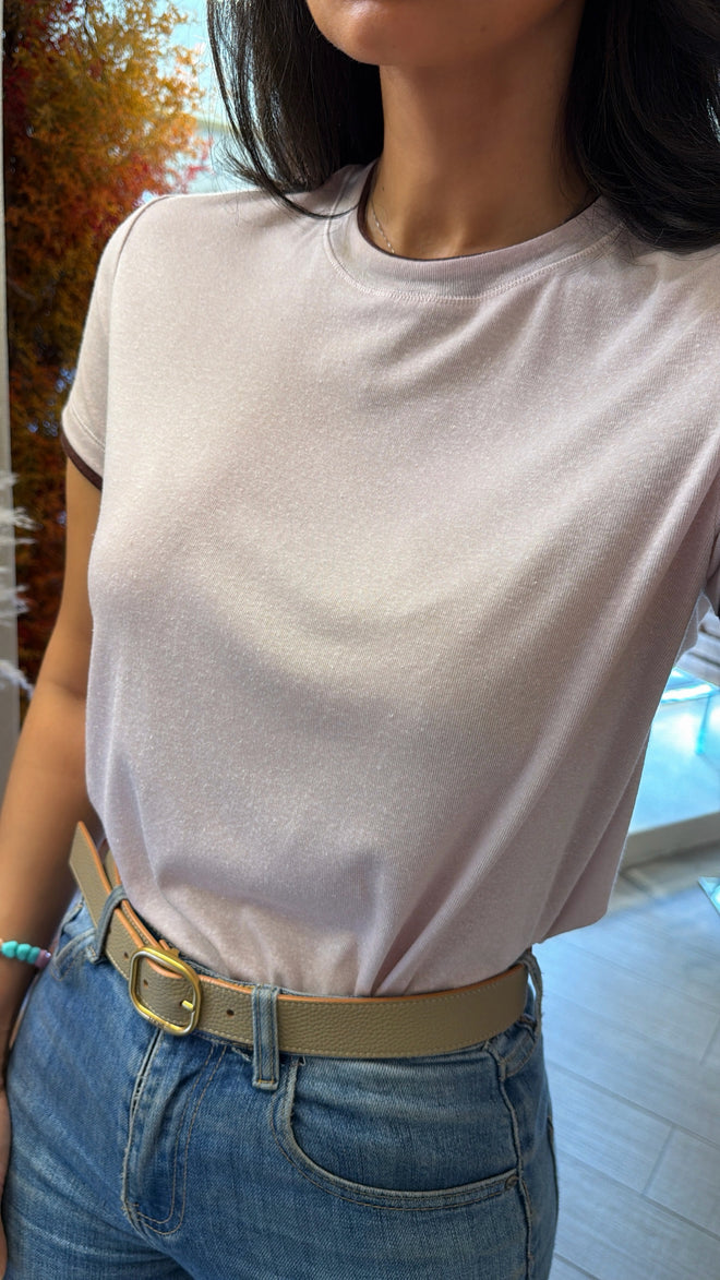 T-shirt a contrasto🌸