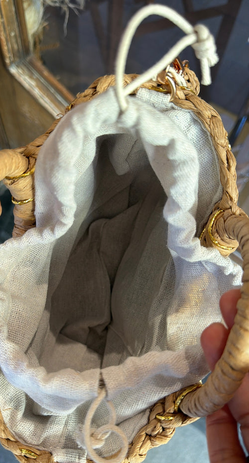 Borsa piccola “intrecciata con lurex oro”☀️
