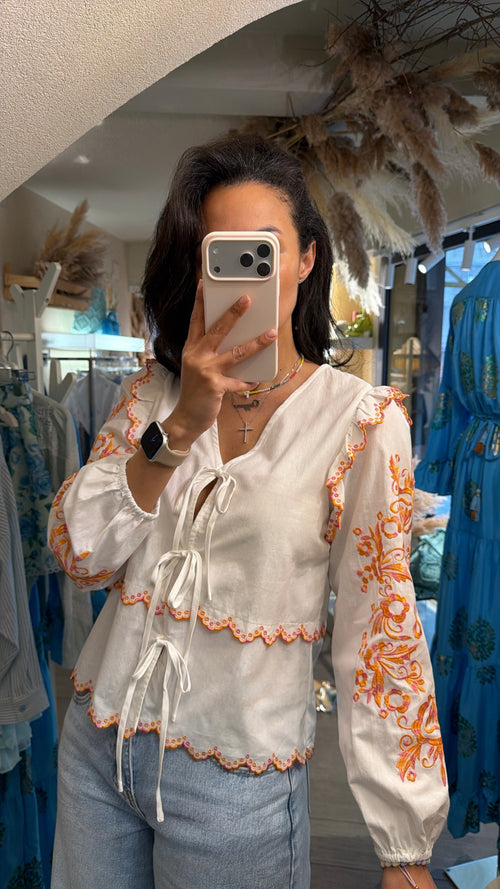 Blusa ricamata🧡