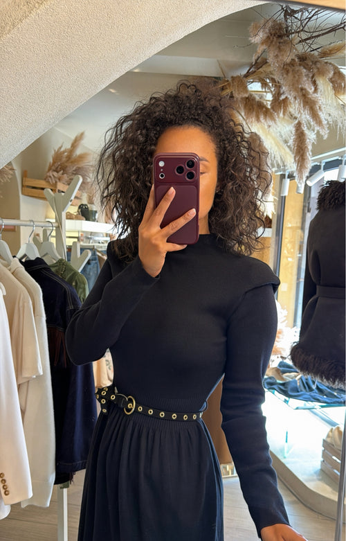 Abito midi in maglia con vita a costine🖤