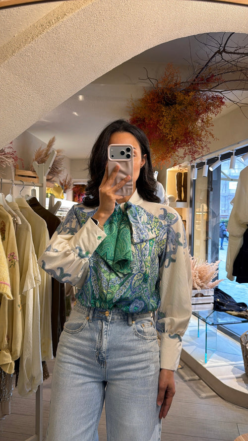 Blusa “Giardino Paisley”☘️