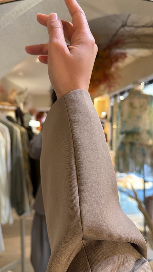 Blazer Oversize con Spalle Strutturate”Aurora”