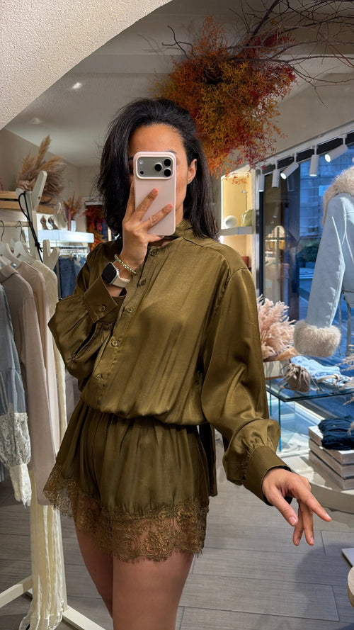 Tuta “Olivia in raso con pizzo”