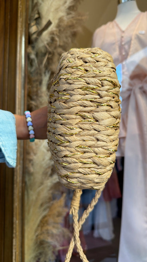 Borsa piccola “intrecciata con lurex oro”☀️
