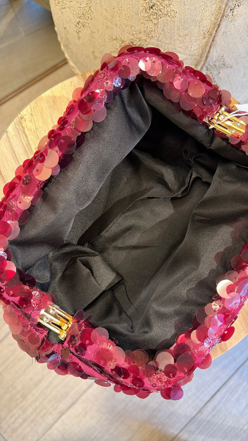 Clutch “Ruby Paillettes”🌺