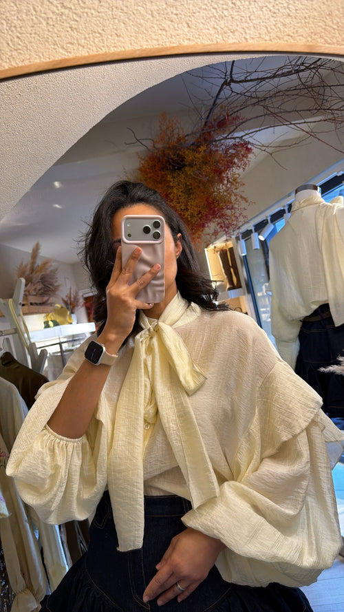 Blusa “Volant Chic”💛