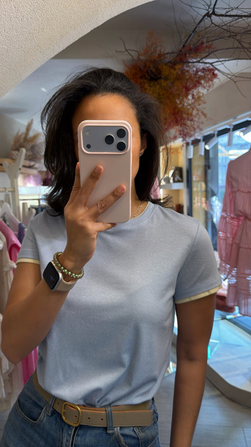 T-shirt a contrasto🌸