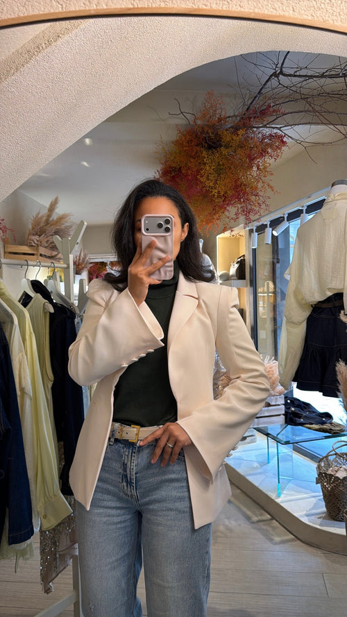 Blazer Soleil☀️ – Spalle imbottite, maniche a campana.