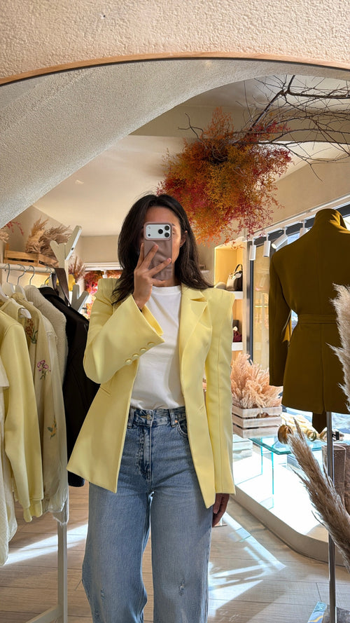 Blazer Soleil☀️ – Spalle imbottite, maniche a campana.