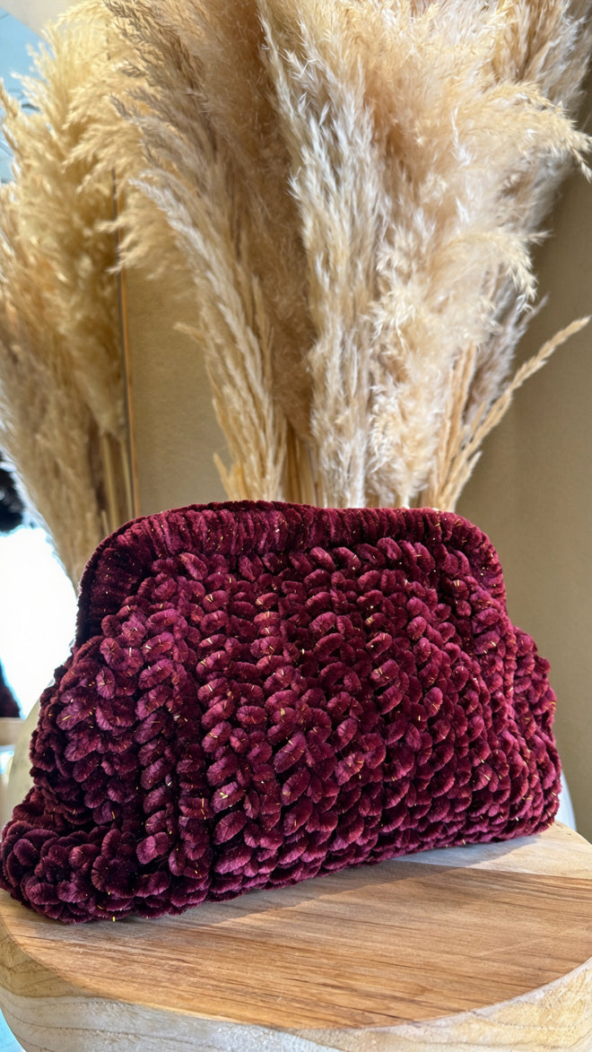 Pochette intrecciata in velluto e lurex✨