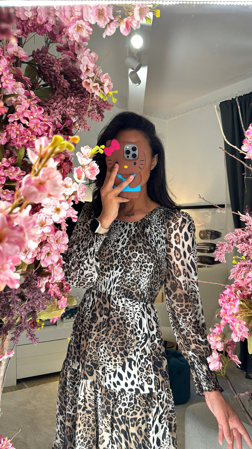 Abito Leopardato con Dettagli Nido d'Ape 🖤